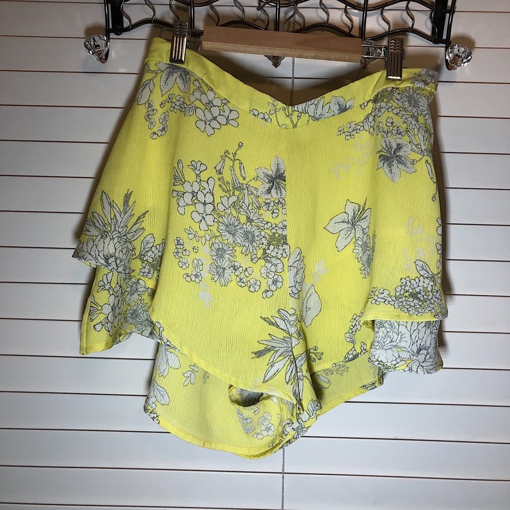 Yellow flowy summer shorts